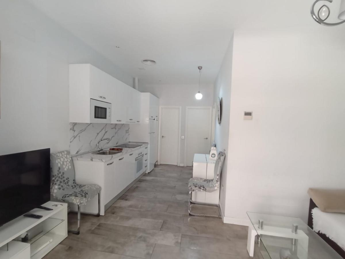 Los Nidos Carihuela New&Beach 托雷莫利诺斯 外观 照片