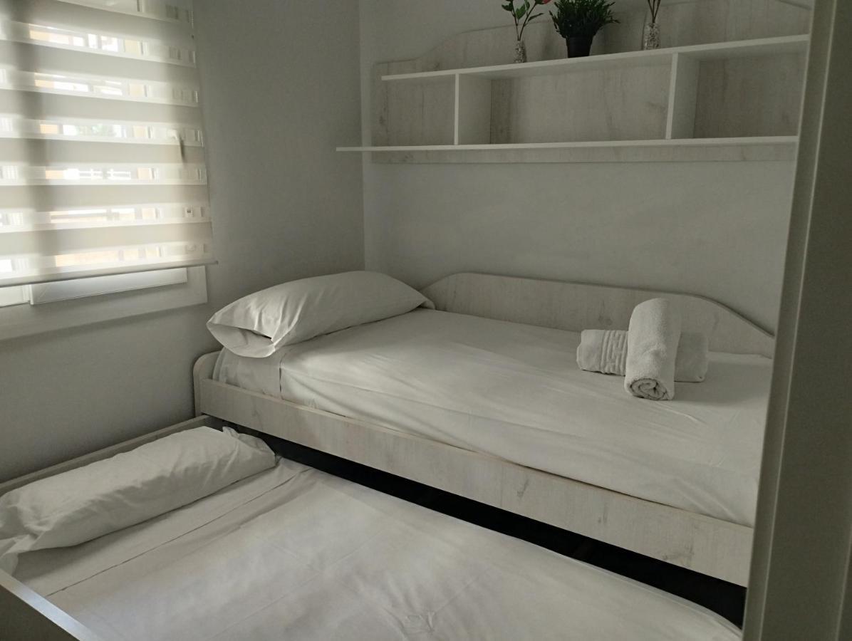 Los Nidos Carihuela New&Beach 托雷莫利诺斯 外观 照片