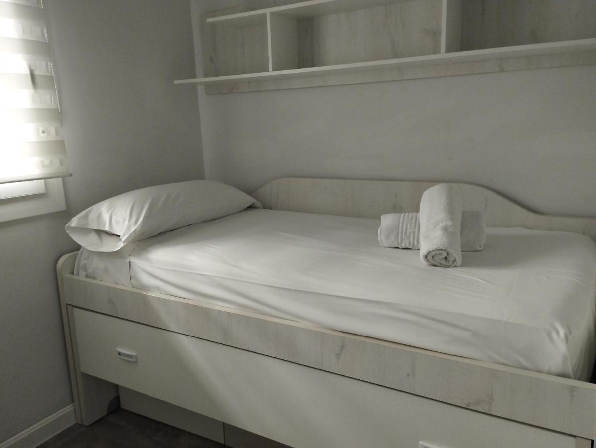 Los Nidos Carihuela New&Beach 托雷莫利诺斯 外观 照片